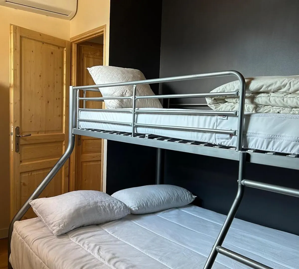 Chalet Pour 6 Personnes Du Samedi Au Samedi Saint-Michel-de-Maurienne