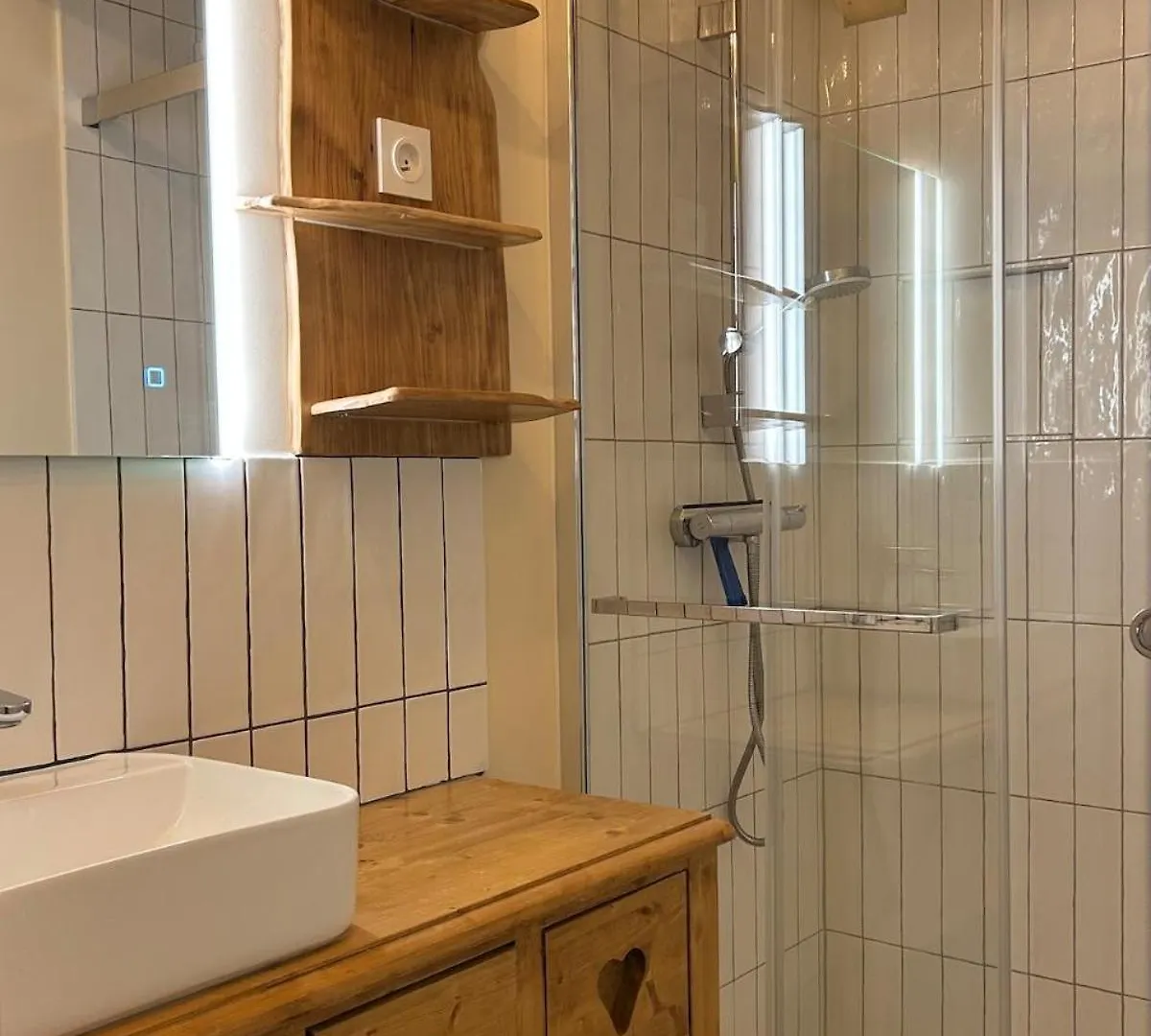 Chalet Pour 6 Personnes Du Samedi Au Samedi Saint-Michel-de-Maurienne